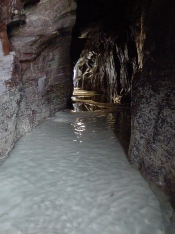 Túnel playa de las catedrales